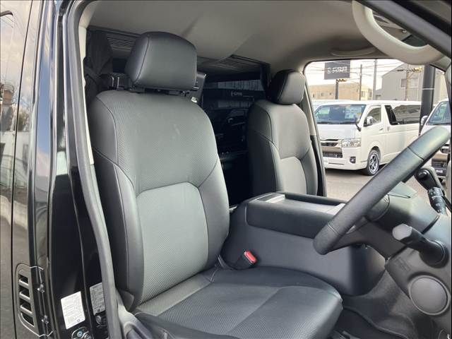 NISSAN CARAVAN VAN 2WD 2022 Image 31