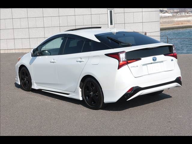 TOYOTA PRIUS 2020 Image 31