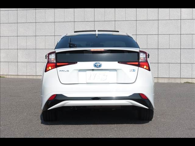 TOYOTA PRIUS 2020 Image 31