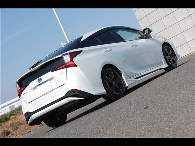 TOYOTA PRIUS 2020 Image 31