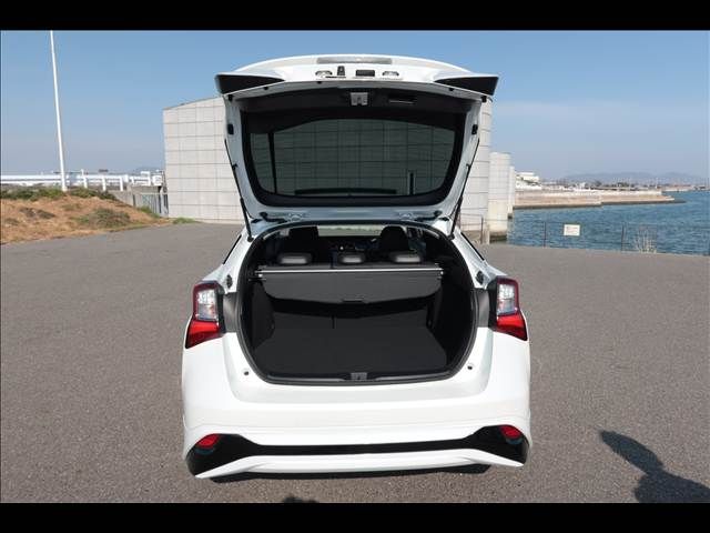 TOYOTA PRIUS 2020 Image 31