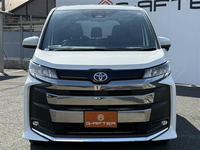 TOYOTA NOAH 4WD 2023 Image 31