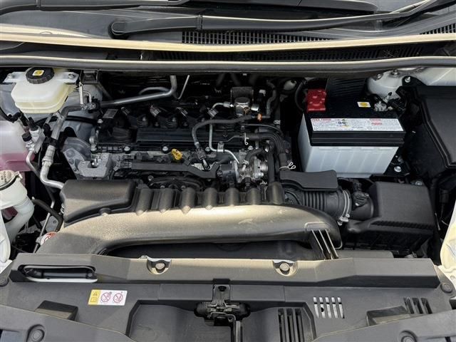 TOYOTA NOAH 4WD 2023 Image 31