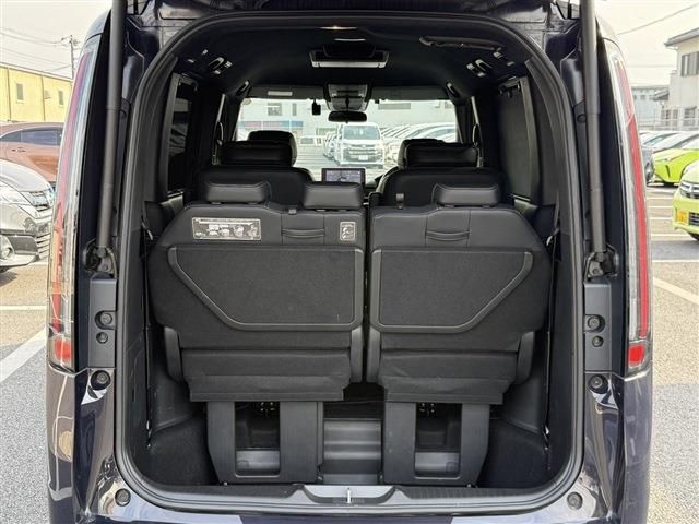 HONDA STEPWAGON E:HEV SPAD 2022 Image 31