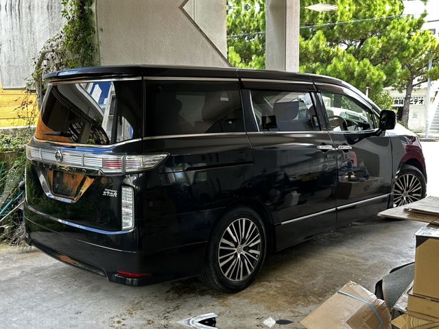 NISSAN ELGRAND 2014 Image 31