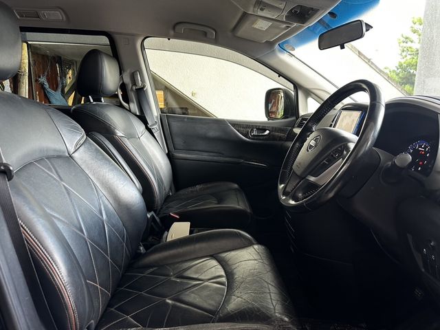 NISSAN ELGRAND 2014 Image 31