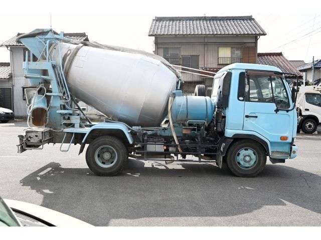 NISSAN DIESEL CONDOR 2011 Image 31