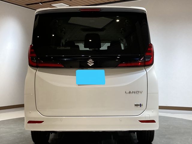 SUZUKI LANDY 4WD 2025 Image 31