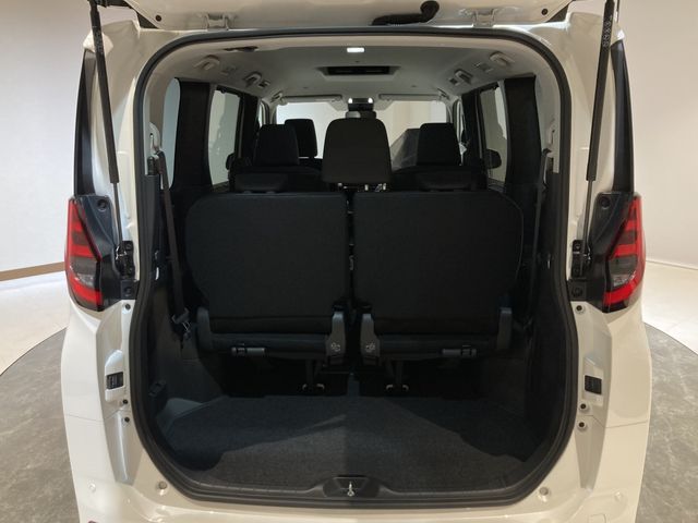 SUZUKI LANDY 4WD 2025 Image 31