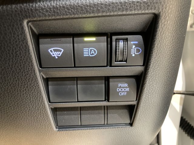 SUZUKI LANDY 4WD 2025 Image 31