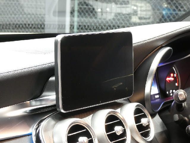 MERCEDES BENZ C CLAS 2016 Image 31