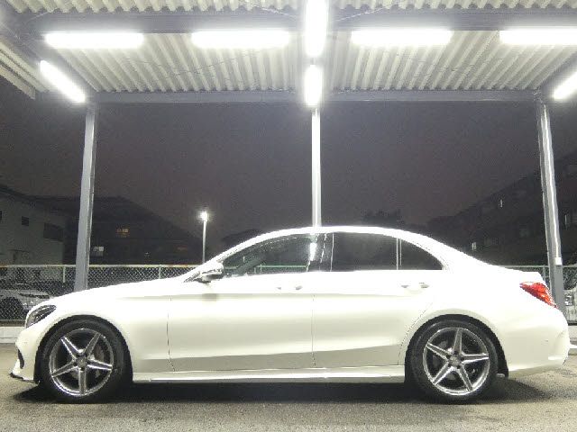 MERCEDES BENZ C CLAS 2016 Image 31