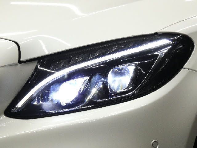 MERCEDES BENZ C CLAS 2016 Image 31