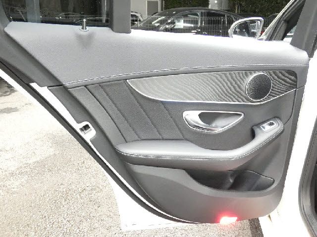 MERCEDES BENZ C CLAS 2016 Image 31