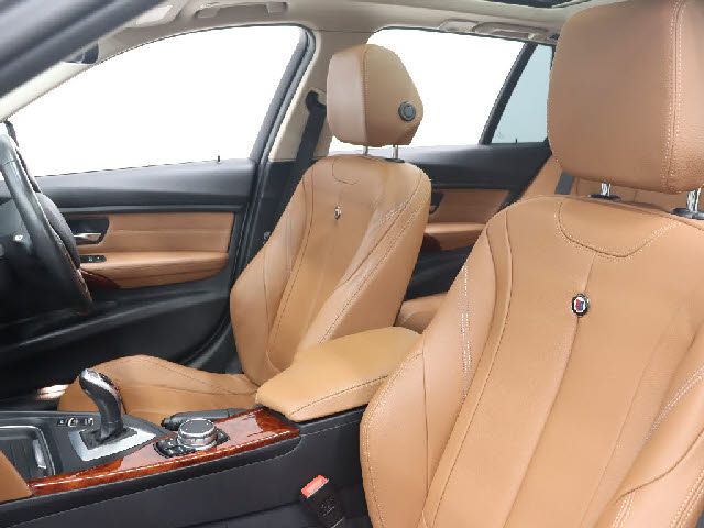 ALPINA B3 TOURING 2015 Image 31