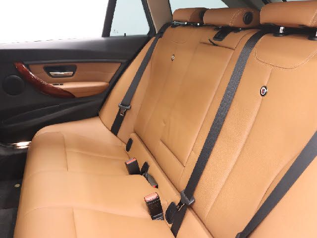 ALPINA B3 TOURING 2015 Image 31