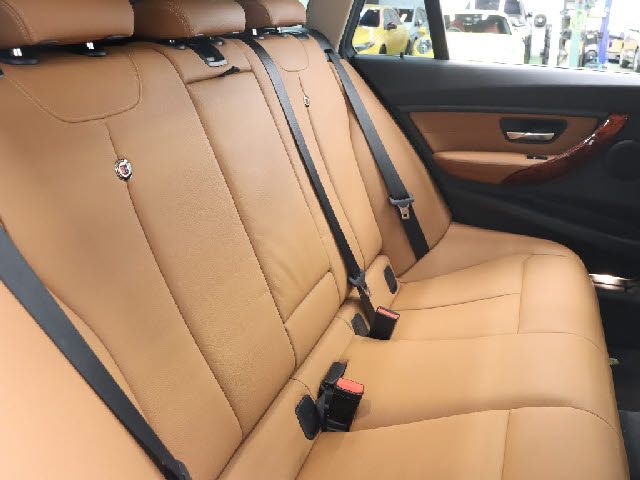 ALPINA B3 TOURING 2015 Image 31