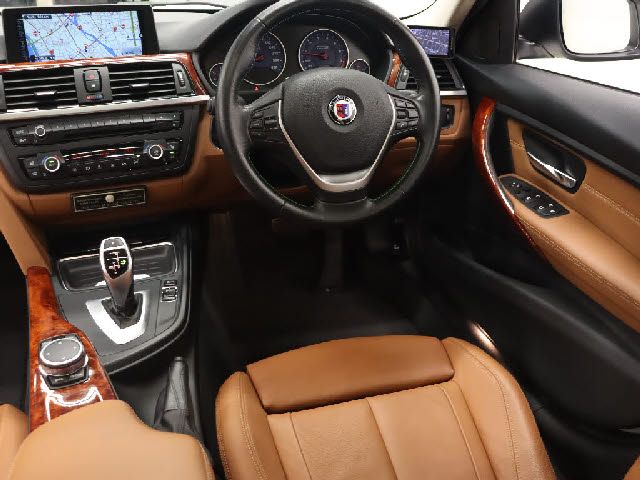 ALPINA B3 TOURING 2015 Image 31