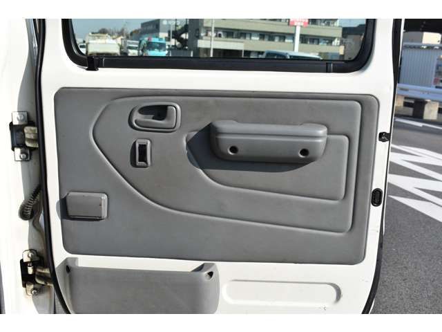 TOYOTA DYNA 2017 Image 31