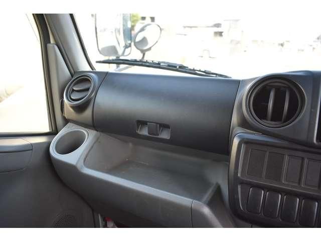 TOYOTA DYNA 2017 Image 31