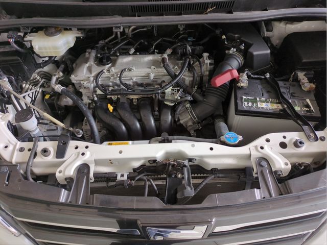 TOYOTA NOAH 2015 Image 31