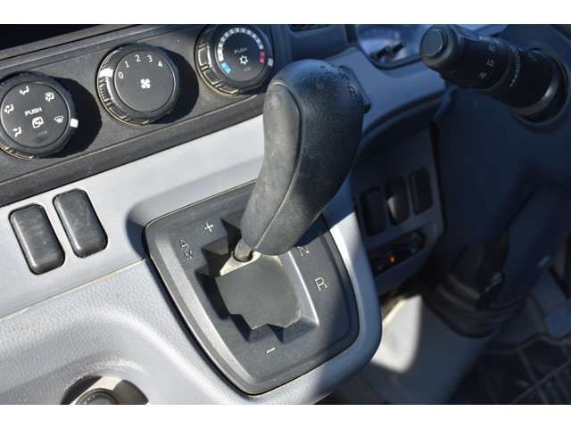 MITSUBISHI CANTER 2014 Image 31