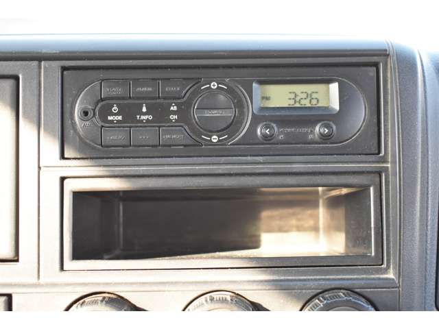 MITSUBISHI CANTER 2014 Image 31