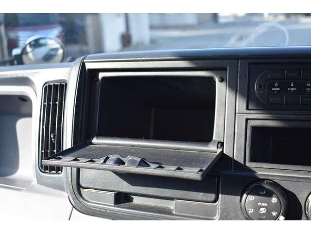 MITSUBISHI CANTER 2014 Image 31