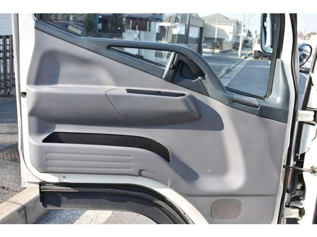 MITSUBISHI CANTER 2014 Image 31