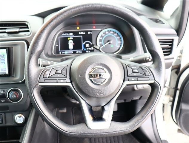 NISSAN LEAF 2021 Image 31