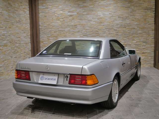 MERCEDES BENZ SL CLA 1991 Image 31