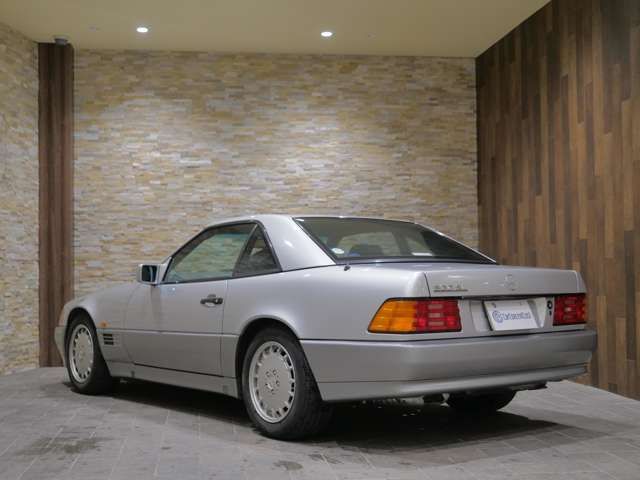 MERCEDES BENZ SL CLA 1991 Image 31
