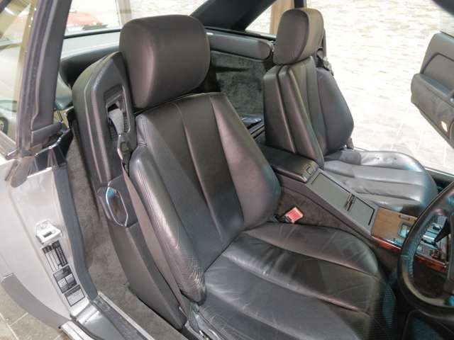 MERCEDES BENZ SL CLA 1991 Image 31