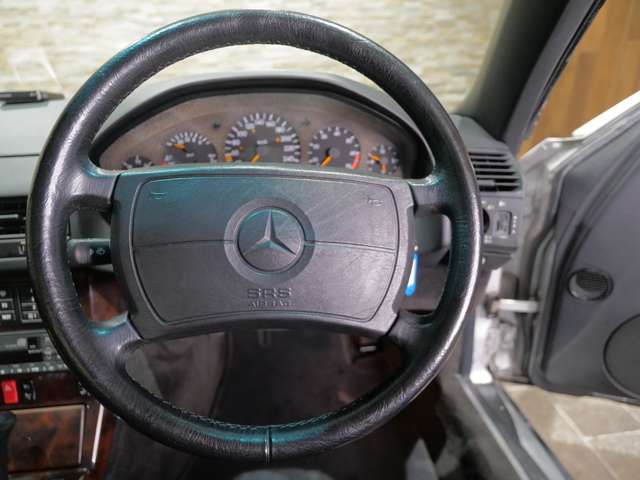 MERCEDES BENZ SL CLA 1991 Image 31