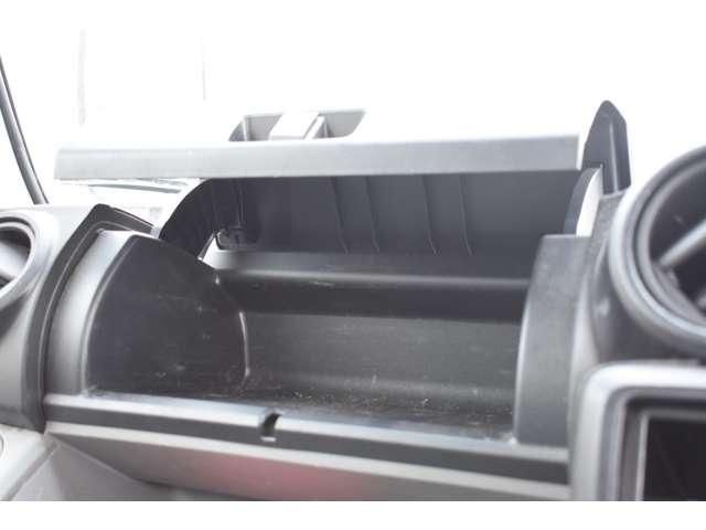 TOYOTA DYNA 2017 Image 31