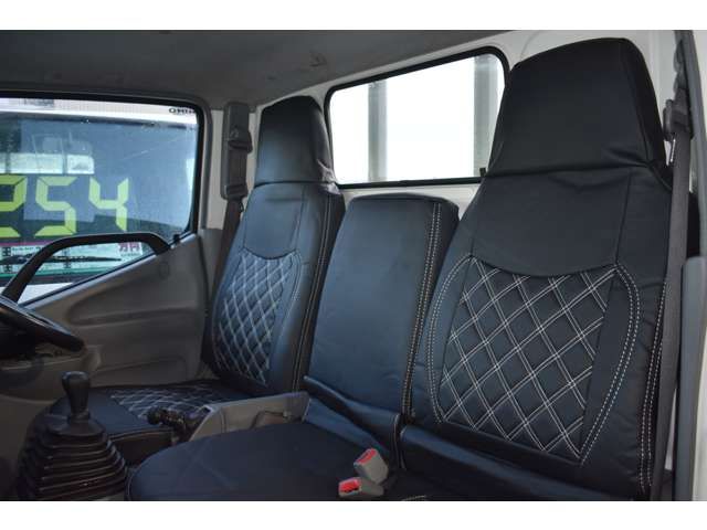 HINO DUTRO 2015 Image 31