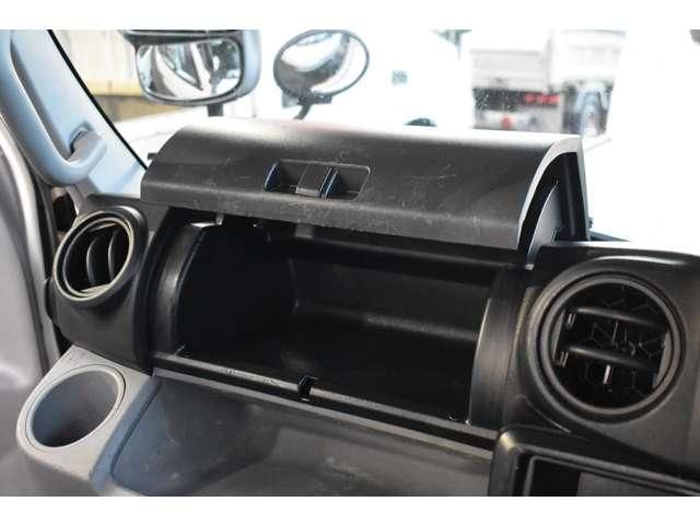 HINO DUTRO 2015 Image 31