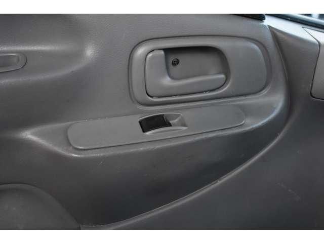 HINO DUTRO 2015 Image 31