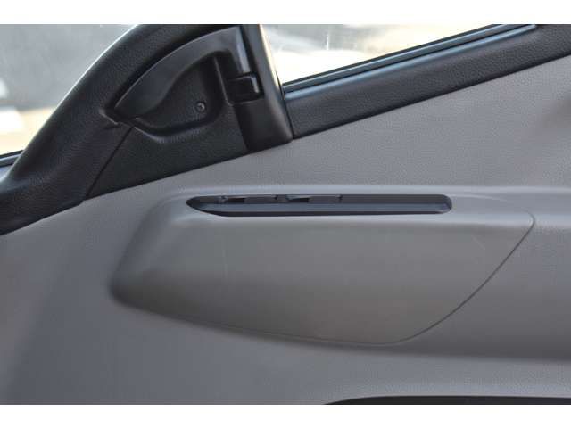 MITSUBISHI CANTER 2016 Image 31