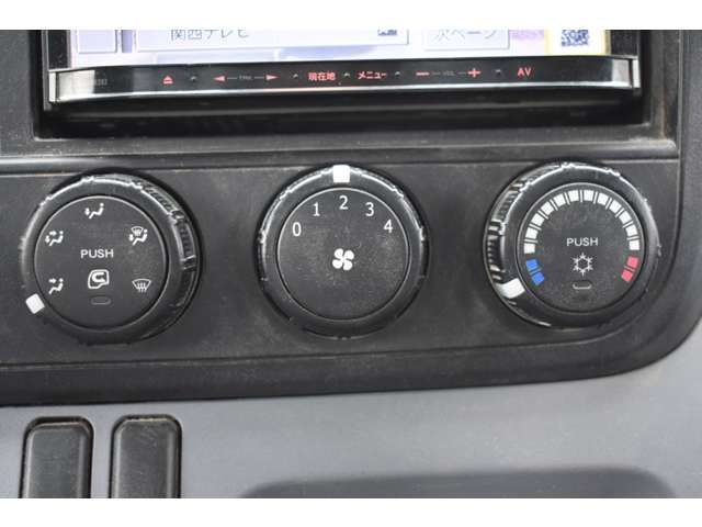 MITSUBISHI CANTER 2015 Image 31