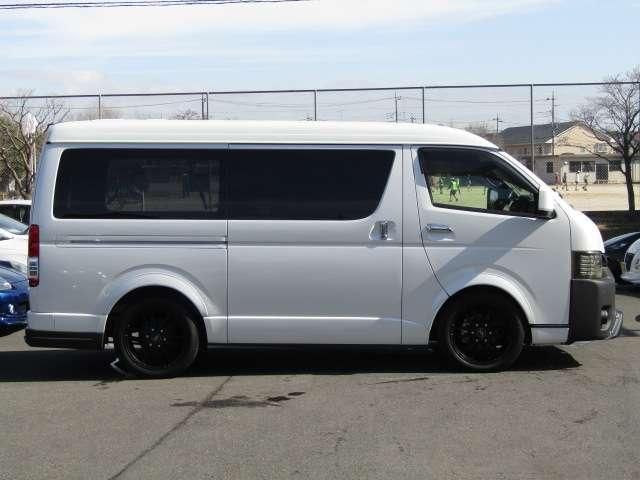 TOYOTA HIACE VAN 2WD 2020 Image 31