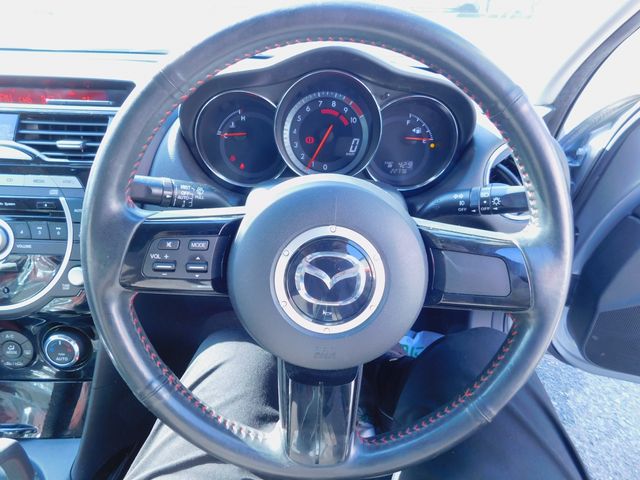 MAZDA RX-8 2013 Image 31