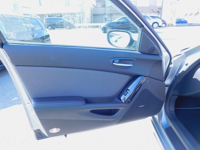 MAZDA RX-8 2013 Image 31