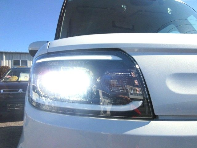 DAIHATSU TANTO 2020 Image 31