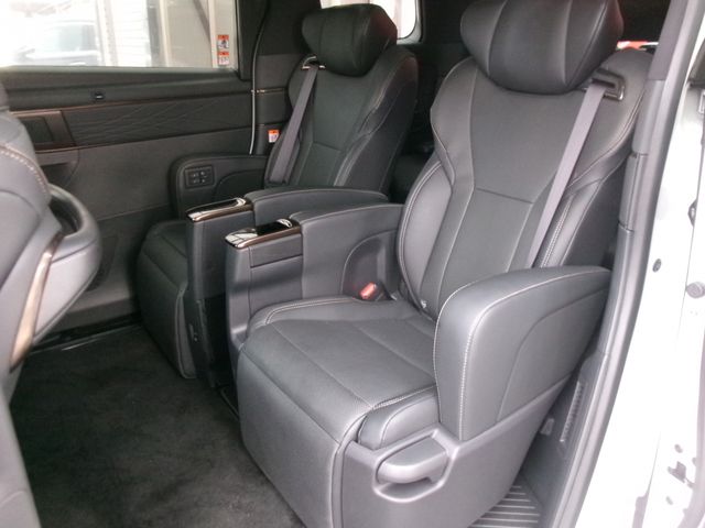 TOYOTA ALPHARD 4WD 2024 Image 31