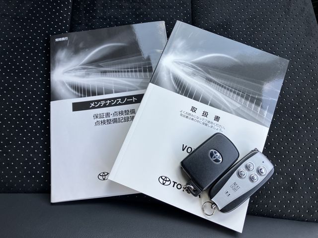 TOYOTA VOXY 4WD 2021 Image 31