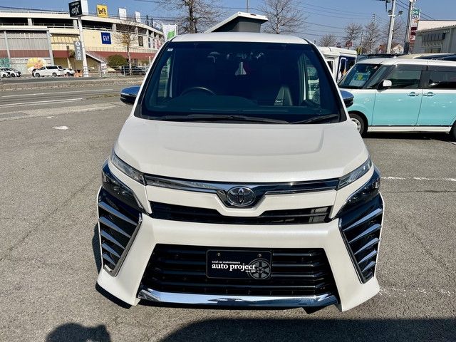 TOYOTA VOXY 2020 Image 31