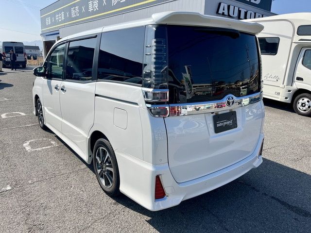 TOYOTA VOXY 2020 Image 31