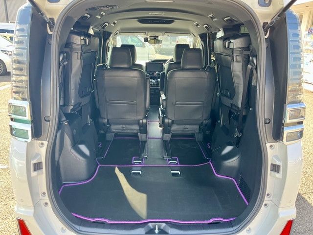 TOYOTA VOXY 2020 Image 31