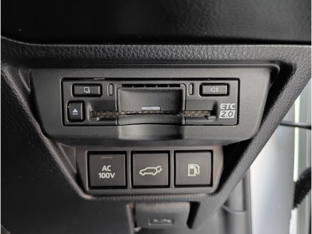 TOYOTA PRIUS 4WD 2024 Image 31